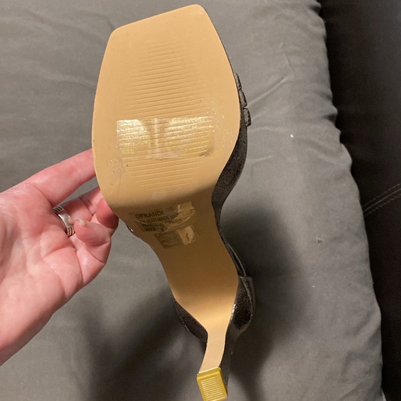 Guess heels - Picture 4 of 4